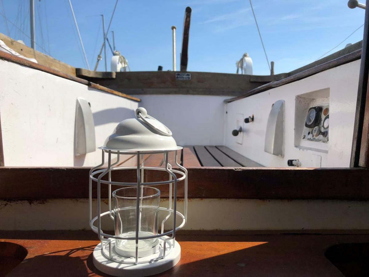 Boat & Bed Botel